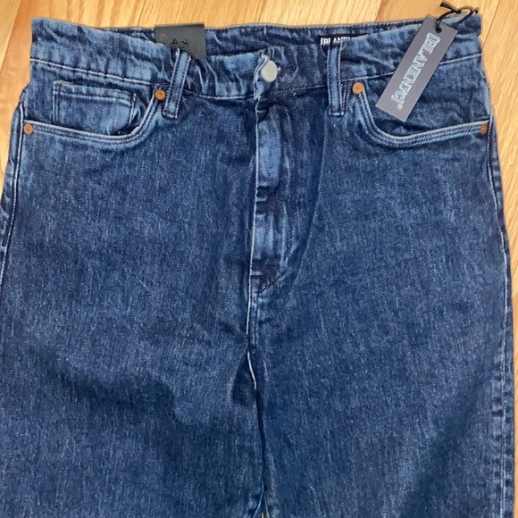 NWT BLANKNYC The Cooper Long Slim Straight Jean in size 30 - Picture 7 of 14